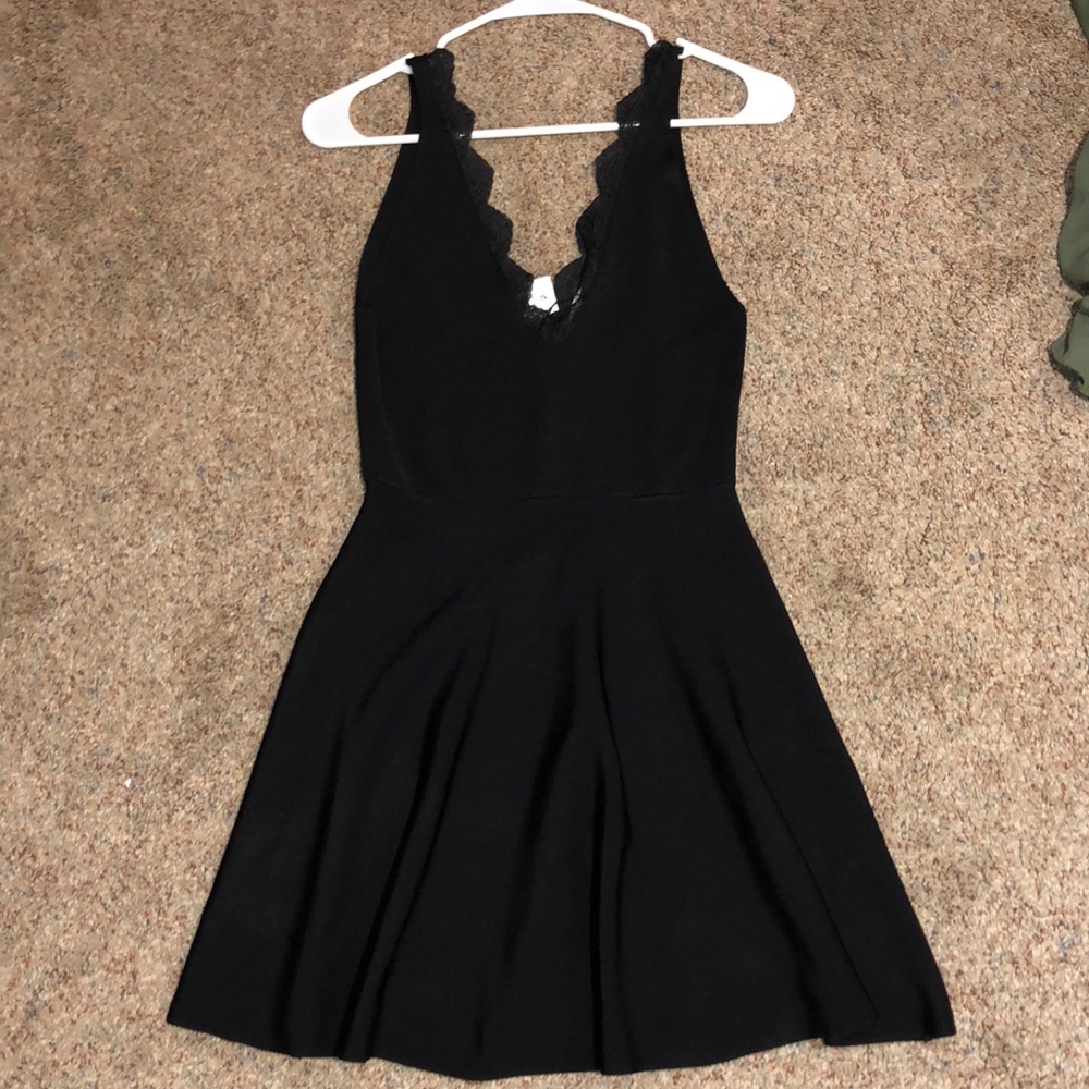 black zara dress